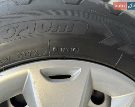 Синій Пежо Експерт вант.-пас., об'ємом двигуна 2 л та пробігом 255 тис. км за 6100 $, фото 27 на Automoto.ua