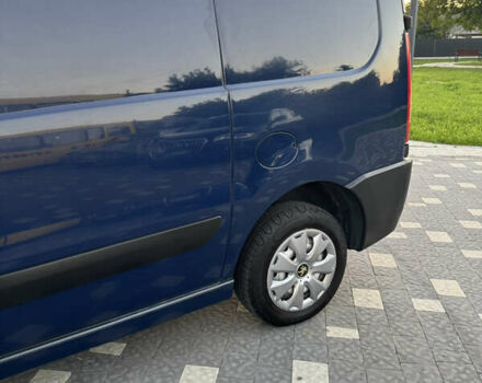 Синій Пежо Експерт вант.-пас., об'ємом двигуна 2 л та пробігом 255 тис. км за 6100 $, фото 11 на Automoto.ua