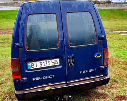 Синий Пежо Эксперт груз.-пасс., объемом двигателя 1.9 л и пробегом 300 тыс. км за 2000 $, фото 1 на Automoto.ua