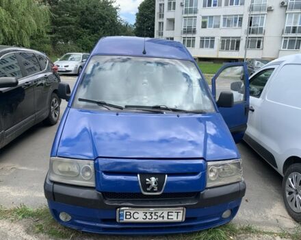 Синий Пежо Эксперт груз.-пасс., объемом двигателя 2 л и пробегом 358 тыс. км за 2900 $, фото 1 на Automoto.ua