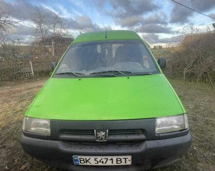 Зеленый Пежо Эксперт груз.-пасс., объемом двигателя 1.9 л и пробегом 355 тыс. км за 2800 $, фото 1 на Automoto.ua