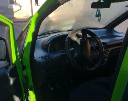 Зеленый Пежо Эксперт груз.-пасс., объемом двигателя 1.9 л и пробегом 392 тыс. км за 3800 $, фото 3 на Automoto.ua