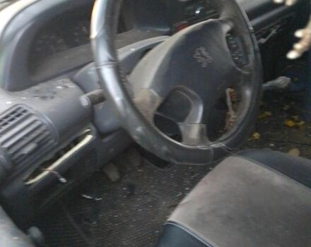 Зеленый Пежо Эксперт груз.-пасс., объемом двигателя 1.9 л и пробегом 150 тыс. км за 48 $, фото 3 на Automoto.ua