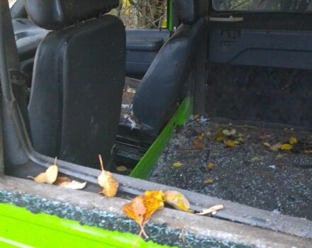 Зеленый Пежо Эксперт груз.-пасс., объемом двигателя 1.9 л и пробегом 150 тыс. км за 48 $, фото 2 на Automoto.ua