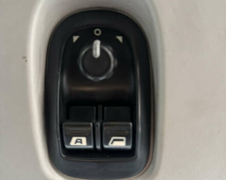 Зеленый Пежо Эксперт груз.-пасс., объемом двигателя 1.87 л и пробегом 380 тыс. км за 3250 $, фото 24 на Automoto.ua