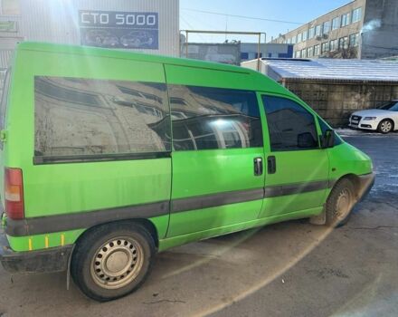 Зеленый Пежо Эксперт груз.-пасс., объемом двигателя 1.9 л и пробегом 470 тыс. км за 2500 $, фото 1 на Automoto.ua