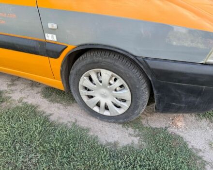 Помаранчевий Пежо Експерт вант.-пас., об'ємом двигуна 2 л та пробігом 293 тис. км за 4500 $, фото 20 на Automoto.ua