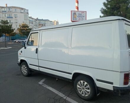 Белый Пежо Джей 5, объемом двигателя 2.5 л и пробегом 175 тыс. км за 2700 $, фото 2 на Automoto.ua