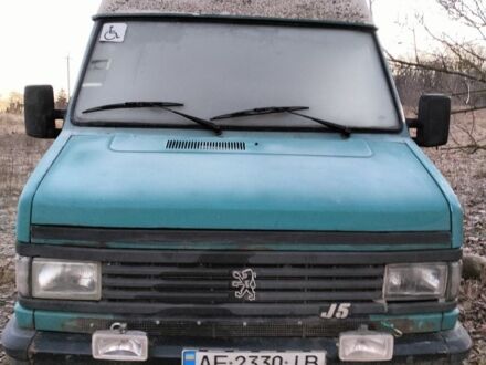 Зеленый Пежо Джей 5, объемом двигателя 2.5 л и пробегом 480 тыс. км за 1235 $, фото 1 на Automoto.ua