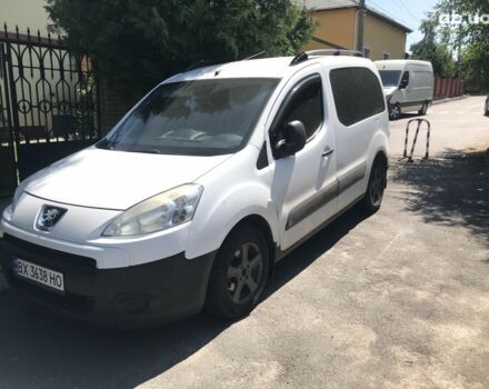 Білий Пежо Партнер вант.-пас., об'ємом двигуна 1.6 л та пробігом 313 тис. км за 5999 $, фото 1 на Automoto.ua