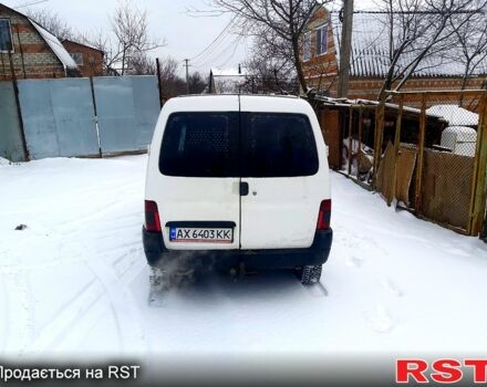 Белый Пежо Партнер груз.-пасс., объемом двигателя 1.4 л и пробегом 230 тыс. км за 2500 $, фото 1 на Automoto.ua