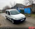 Белый Пежо Партнер груз.-пасс., объемом двигателя 1.9 л и пробегом 230 тыс. км за 2700 $, фото 1 на Automoto.ua