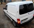 Білий Пежо Партнер вант.-пас., об'ємом двигуна 1.4 л та пробігом 300 тис. км за 1650 $, фото 2 на Automoto.ua