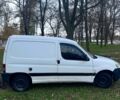Білий Пежо Партнер вант.-пас., об'ємом двигуна 1.6 л та пробігом 439 тис. км за 2500 $, фото 2 на Automoto.ua