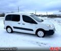 Белый Пежо Партнер груз.-пасс., объемом двигателя 16 л и пробегом 285 тыс. км за 5750 $, фото 2 на Automoto.ua