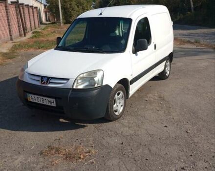 Белый Пежо Партнер груз.-пасс., объемом двигателя 2 л и пробегом 425 тыс. км за 2500 $, фото 7 на Automoto.ua