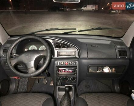 Білий Пежо Партнер вант.-пас., об'ємом двигуна 1.9 л та пробігом 347 тис. км за 2700 $, фото 14 на Automoto.ua