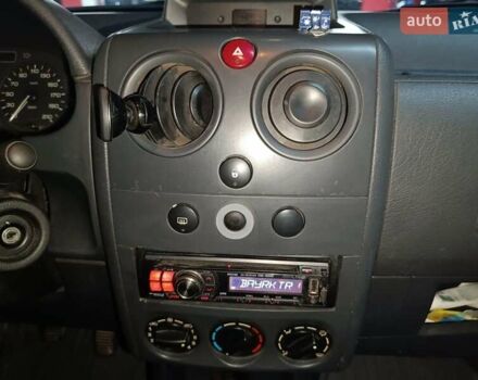 Білий Пежо Партнер вант.-пас., об'ємом двигуна 2 л та пробігом 280 тис. км за 3100 $, фото 15 на Automoto.ua