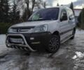 Белый Пежо Партнер груз.-пасс., объемом двигателя 1.9 л и пробегом 400 тыс. км за 4100 $, фото 1 на Automoto.ua