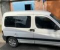 Білий Пежо Партнер вант.-пас., об'ємом двигуна 0 л та пробігом 260 тис. км за 3400 $, фото 3 на Automoto.ua