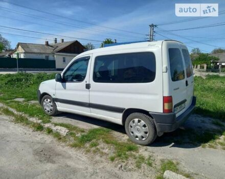 Білий Пежо Партнер вант.-пас., об'ємом двигуна 1.4 л та пробігом 290 тис. км за 3700 $, фото 1 на Automoto.ua