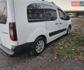 Белый Пежо Партнер груз.-пасс., объемом двигателя 1.6 л и пробегом 306 тыс. км за 5900 $, фото 1 на Automoto.ua