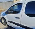 Белый Пежо Партнер груз.-пасс., объемом двигателя 1.56 л и пробегом 210 тыс. км за 10500 $, фото 1 на Automoto.ua