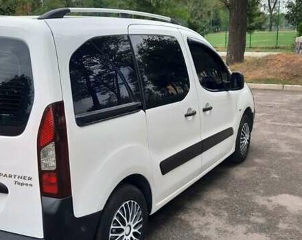 Білий Пежо Партнер вант.-пас., об'ємом двигуна 1.6 л та пробігом 288 тис. км за 9500 $, фото 4 на Automoto.ua
