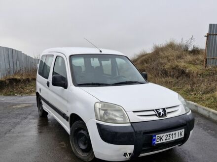 Пежо Партнер вант.-пас. 2003 у Рівному на Automoto.ua Білий Пежо Партнер вант.-пас., об'ємом двигуна 1.4 л та пробігом 287 тис. км за 2900 $, фото 1 на Automoto.ua