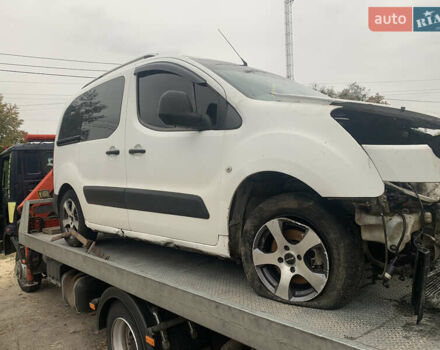 Белый Пежо Партнер груз.-пасс., объемом двигателя 1.56 л и пробегом 290 тыс. км за 2700 $, фото 1 на Automoto.ua