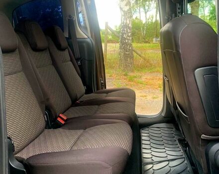 Коричневий Пежо Партнер вант.-пас., об'ємом двигуна 1.6 л та пробігом 272 тис. км за 7400 $, фото 2 на Automoto.ua