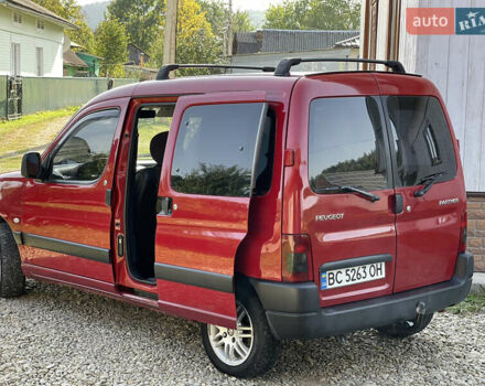Красный Пежо Партнер груз.-пасс., объемом двигателя 2 л и пробегом 284 тыс. км за 3150 $, фото 8 на Automoto.ua