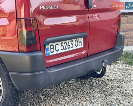Красный Пежо Партнер груз.-пасс., объемом двигателя 2 л и пробегом 284 тыс. км за 3150 $, фото 19 на Automoto.ua