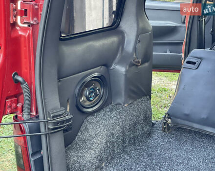 Красный Пежо Партнер груз.-пасс., объемом двигателя 2 л и пробегом 284 тыс. км за 3150 $, фото 44 на Automoto.ua