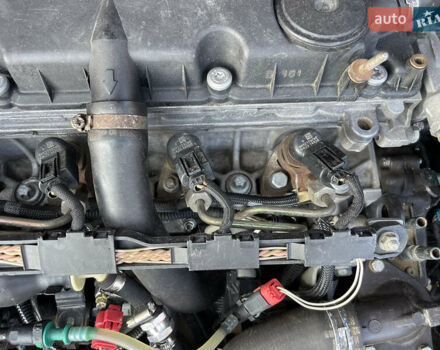 Красный Пежо Партнер груз.-пасс., объемом двигателя 2 л и пробегом 284 тыс. км за 3150 $, фото 56 на Automoto.ua