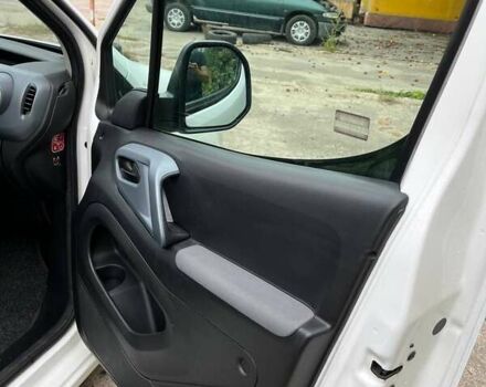 Пежо Партнер вант.-пас., об'ємом двигуна 1.6 л та пробігом 225 тис. км за 7699 $, фото 11 на Automoto.ua