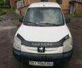 Білий Пежо Партнер пас., об'ємом двигуна 2 л та пробігом 288 тис. км за 3800 $, фото 1 на Automoto.ua