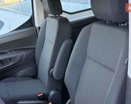 купить новое авто Пежо Партнер пасс. 2025 года от официального дилера Peugeot Авто-Шанс Пежо фото