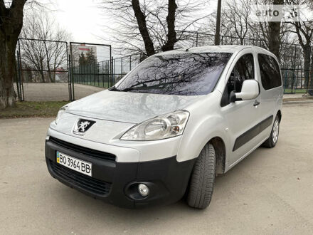 Пежо Партнер пасс. 2009 в Тернополе на Automoto.ua Серый Пежо Партнер пасс., объемом двигателя 1.6 л и пробегом 156 тыс. км за 6300 $, фото 1 на Automoto.ua