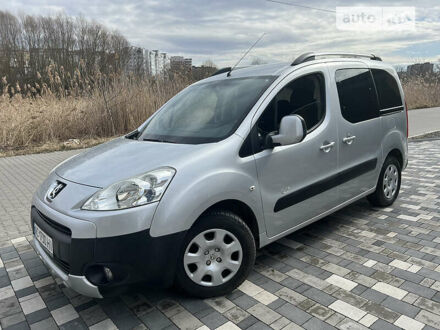 Пежо Партнер пасс. 2011 в Хмельницком на Automoto.ua Серый Пежо Партнер пасс., объемом двигателя 1.6 л и пробегом 220 тыс. км за 7700 $, фото 1 на Automoto.ua