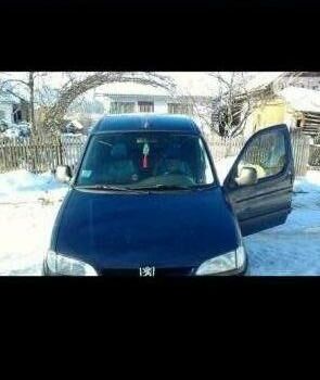 Синий Пежо Партнер пасс., объемом двигателя 1.9 л и пробегом 650 тыс. км за 3750 $, фото 1 на Automoto.ua
