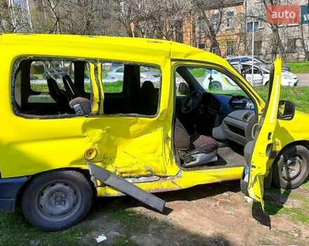 Жовтий Пежо Партнер вант.-пас., об'ємом двигуна 1.87 л та пробігом 243 тис. км за 1100 $, фото 1 на Automoto.ua