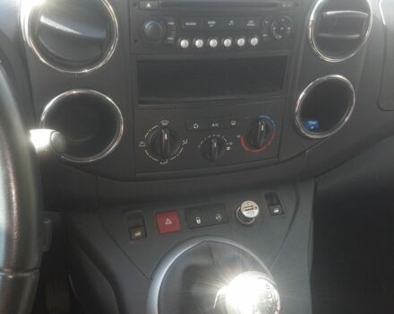 Пежо Партнер груз.-пасс. 2008 в Александрие на Automoto.ua Серый Пежо Партнер груз.-пасс., объемом двигателя 1.6 л и пробегом 211 тыс. км за 7400 $, фото 17 на Automoto.ua