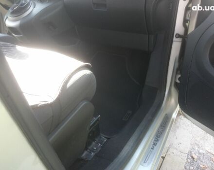 Пежо Партнер груз.-пасс. 2008 в Александрие на Automoto.ua Серый Пежо Партнер груз.-пасс., объемом двигателя 1.6 л и пробегом 211 тыс. км за 7400 $, фото 15 на Automoto.ua