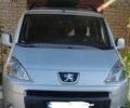 Пежо Партнер груз.-пасс. 2008 в Александрие на Automoto.ua Серый Пежо Партнер груз.-пасс., объемом двигателя 1.6 л и пробегом 211 тыс. км за 7400 $, фото 1 на Automoto.ua