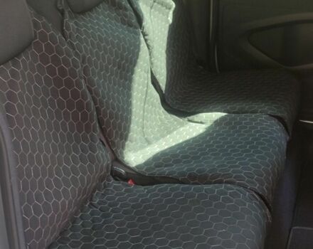 Пежо Партнер груз.-пасс. 2008 в Александрие на Automoto.ua Серый Пежо Партнер груз.-пасс., объемом двигателя 1.6 л и пробегом 211 тыс. км за 7400 $, фото 3 на Automoto.ua