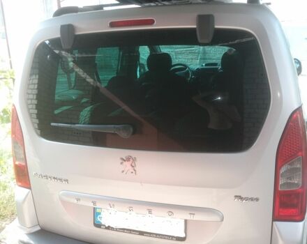 Пежо Партнер груз.-пасс. 2008 в Александрие на Automoto.ua Серый Пежо Партнер груз.-пасс., объемом двигателя 1.6 л и пробегом 211 тыс. км за 7400 $, фото 10 на Automoto.ua