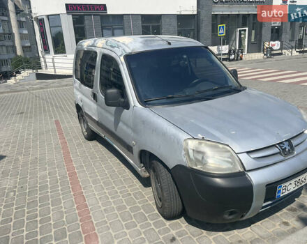 Серый Пежо Партнер груз.-пасс., объемом двигателя 1.56 л и пробегом 345 тыс. км за 3400 $, фото 1 на Automoto.ua