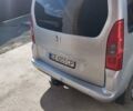 Сірий Пежо Партнер вант.-пас., об'ємом двигуна 1.6 л та пробігом 388 тис. км за 6600 $, фото 1 на Automoto.ua