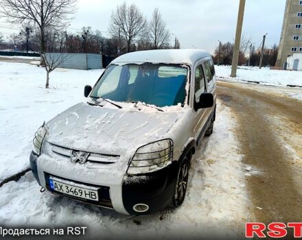 Серый Пежо Партнер груз.-пасс., объемом двигателя 1.4 л и пробегом 250 тыс. км за 3500 $, фото 1 на Automoto.ua